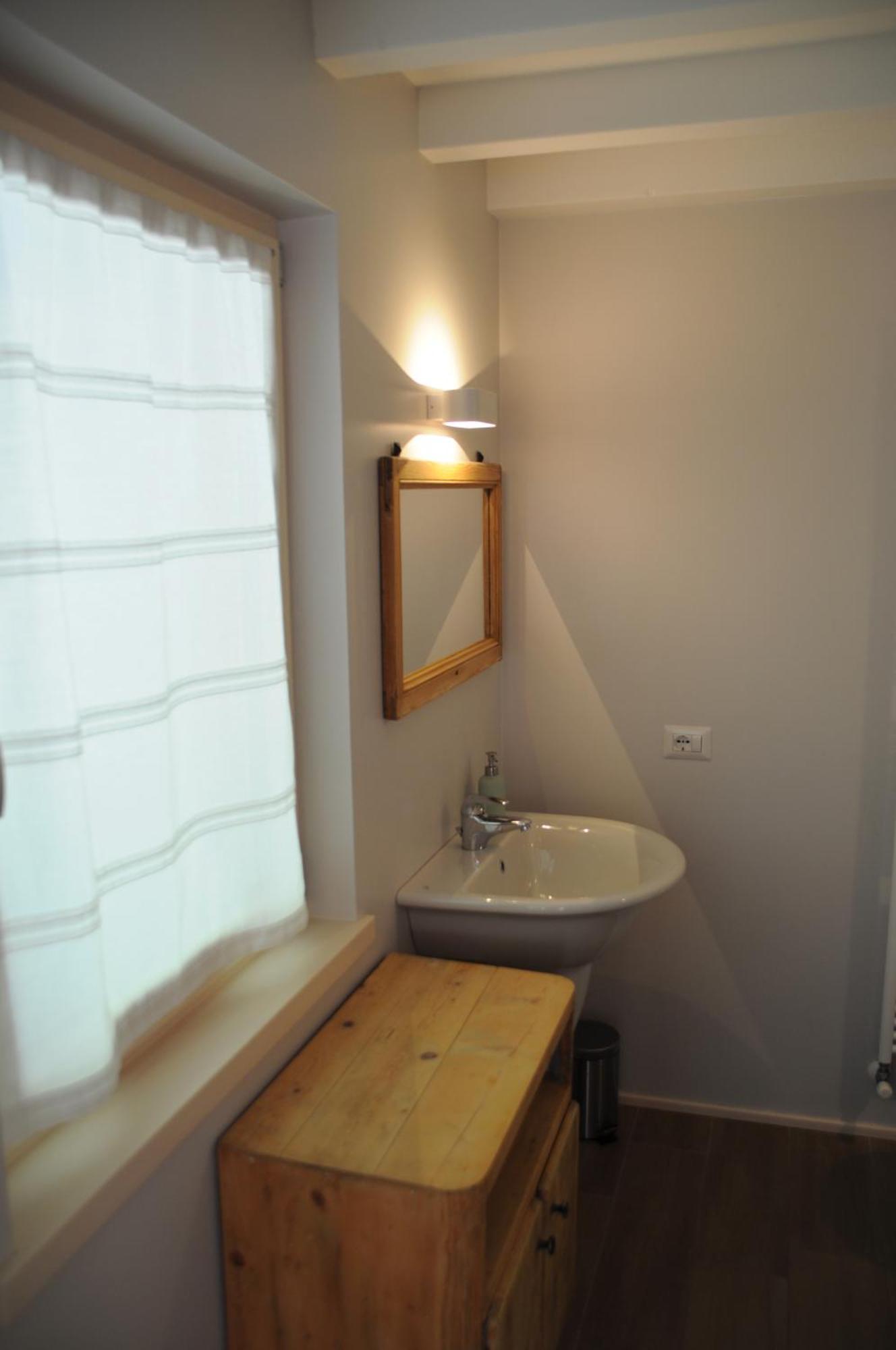 Villetta 56 Blu Yellow And Red Lake View Garden Private Parking By Garda Domus Mea Tremosine Exterior foto