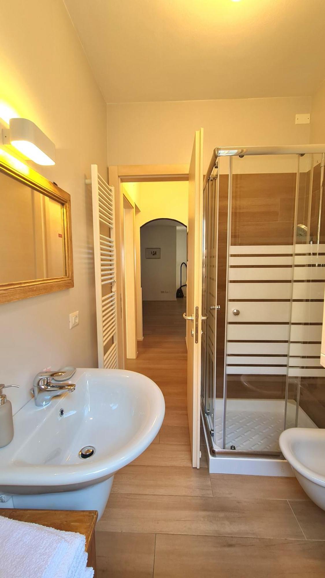 Villetta 56 Blu Yellow And Red Lake View Garden Private Parking By Garda Domus Mea Tremosine Exterior foto