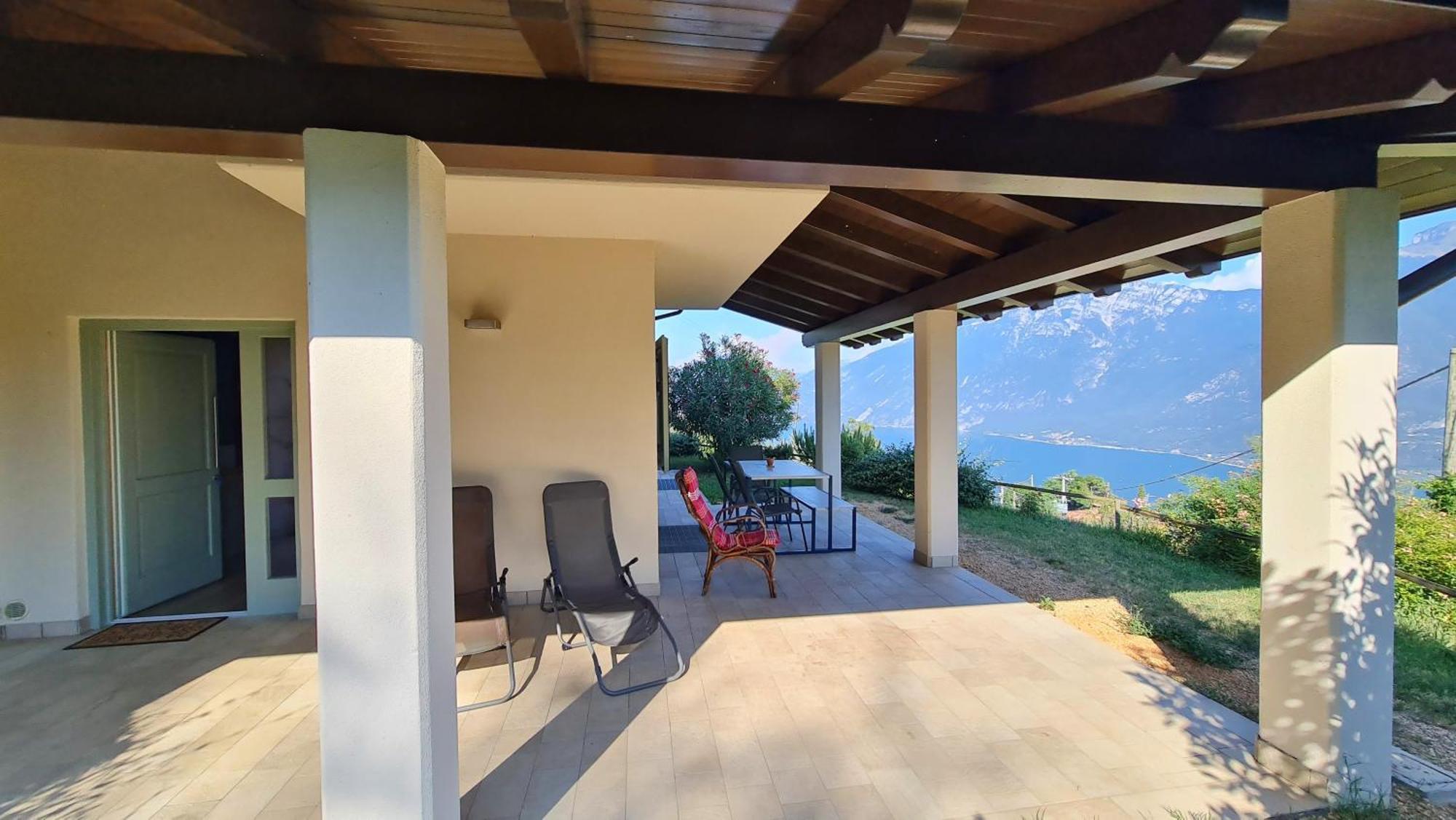 Villetta 56 Blu Yellow And Red Lake View Garden Private Parking By Garda Domus Mea Tremosine Exterior foto